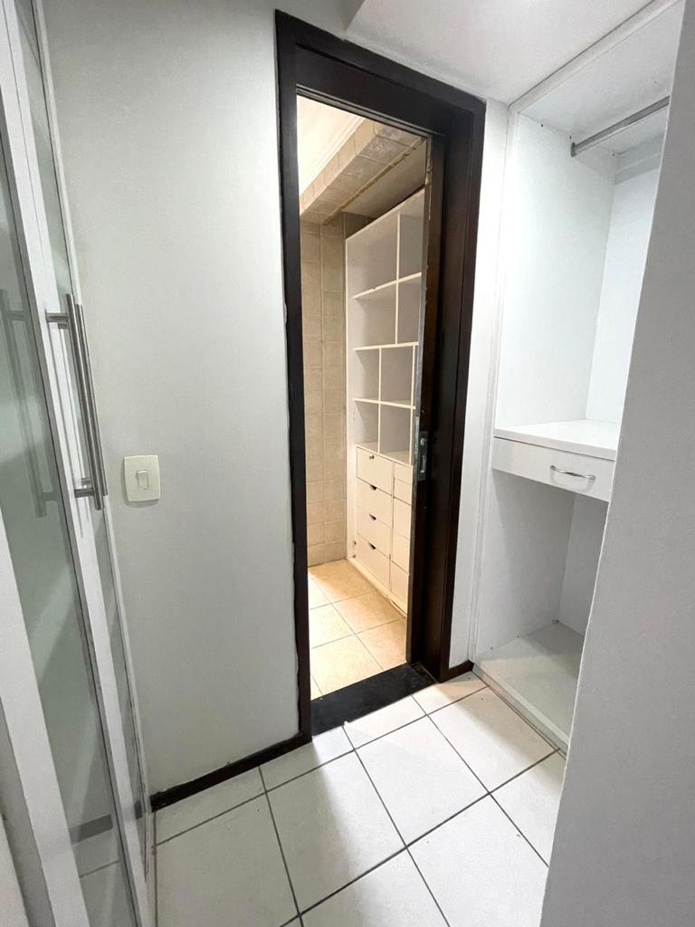 Imagem Apartamento com 3 Quartos à Venda, 110 m²em Lagoa Seca - Natal