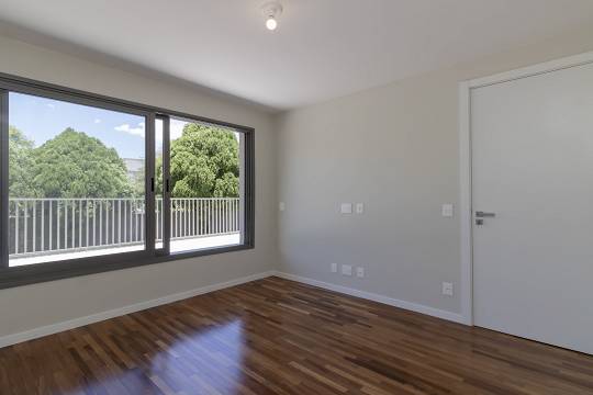 Imagem Casa com 4 Quartos à Venda, 371 m²em Alto de Pinheiros - São Paulo