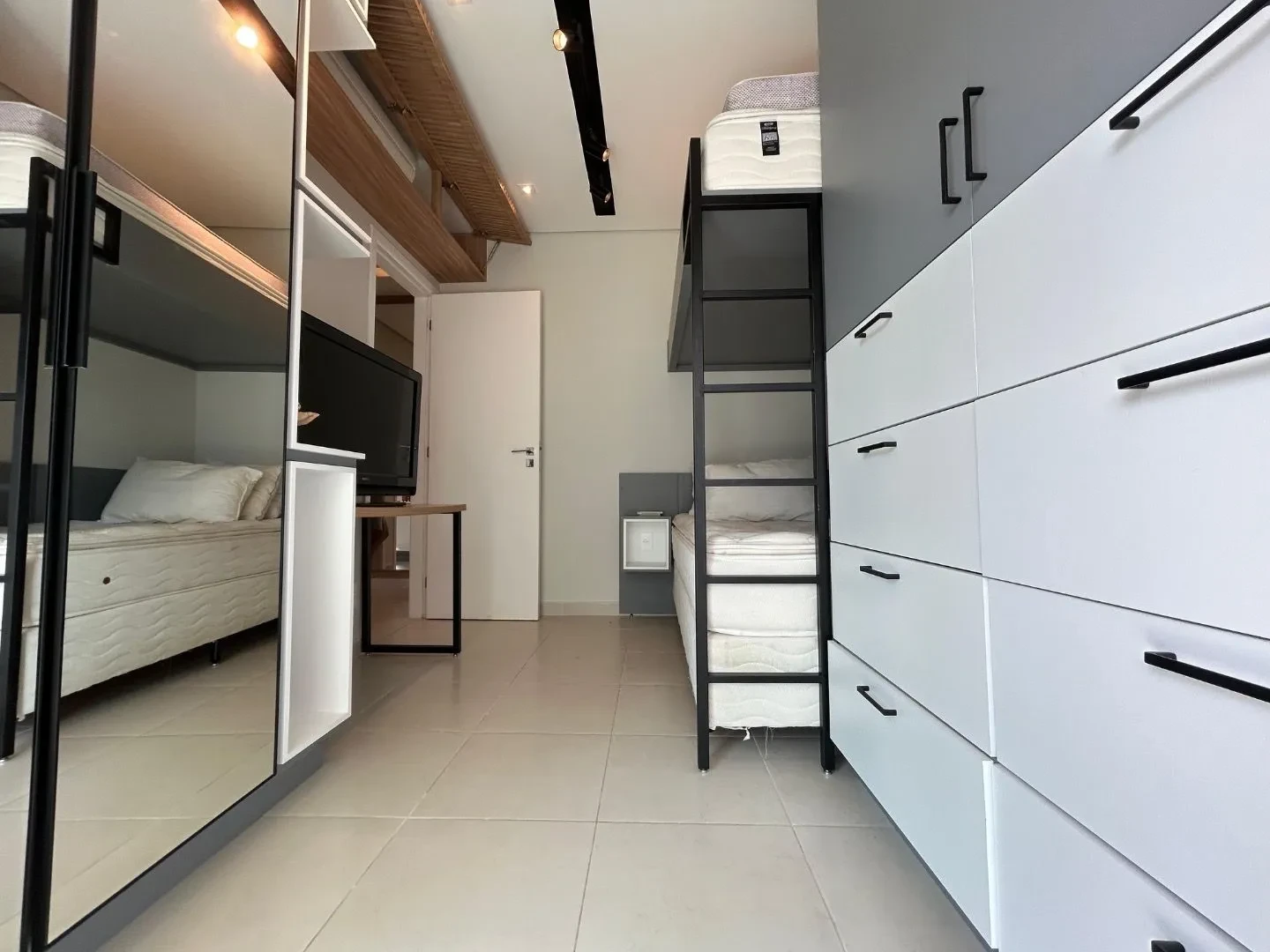 Imagem Apartamento com 3 Quartos à Venda, 107 m² em Riviera - Bertioga