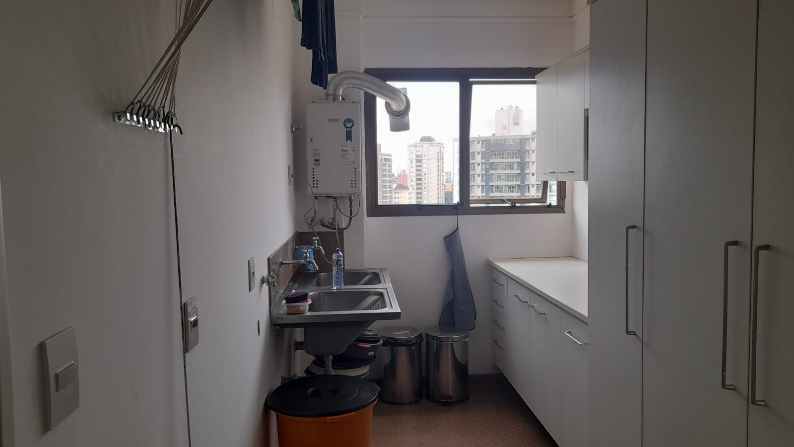 Imagem Apartamento com 3 Quartos à Venda, 208 m²em Cambuí - Campinas