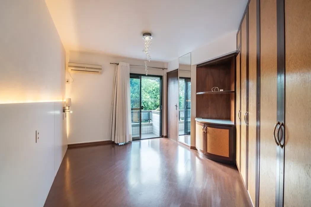 Apartamento com 2 Quartos à Venda, 101 m² em Bacacheri - Curitiba