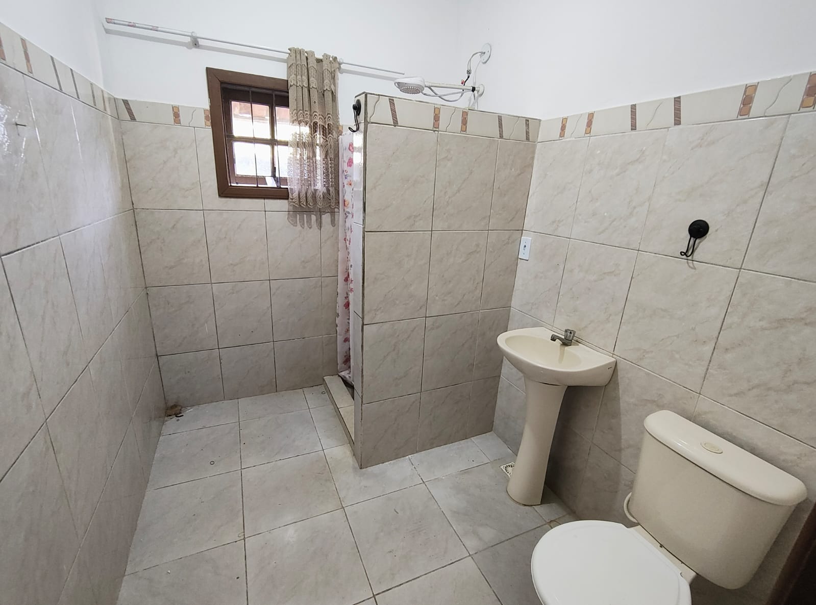 Imagem Casa com 3 Quartos à Venda, 170 m²em Jardim Atlântico Central (Itaipuaçu) - Maricá