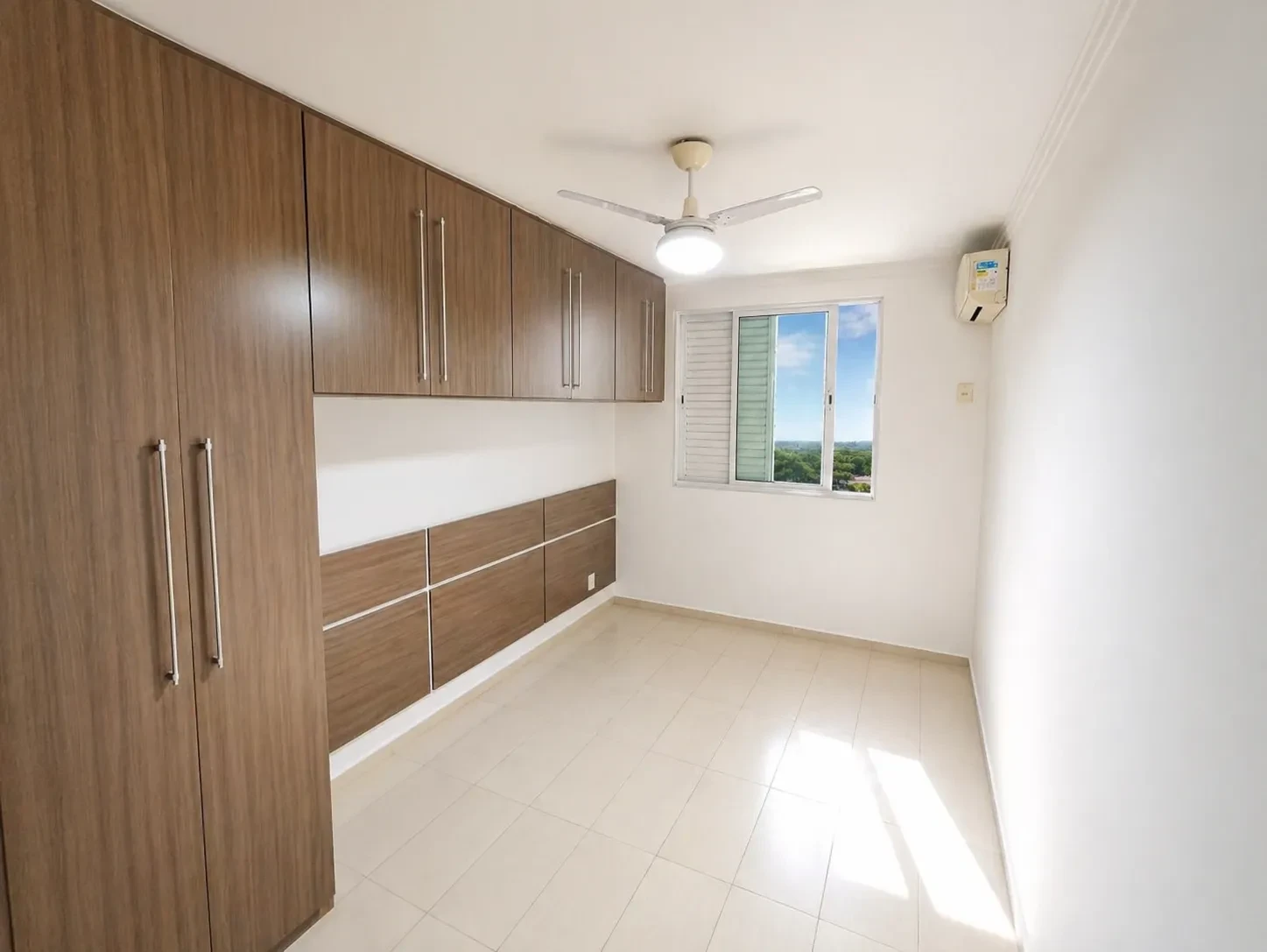 Imagem Casa com 4 Quartos à Venda, 239 m² em Embaré - Santos