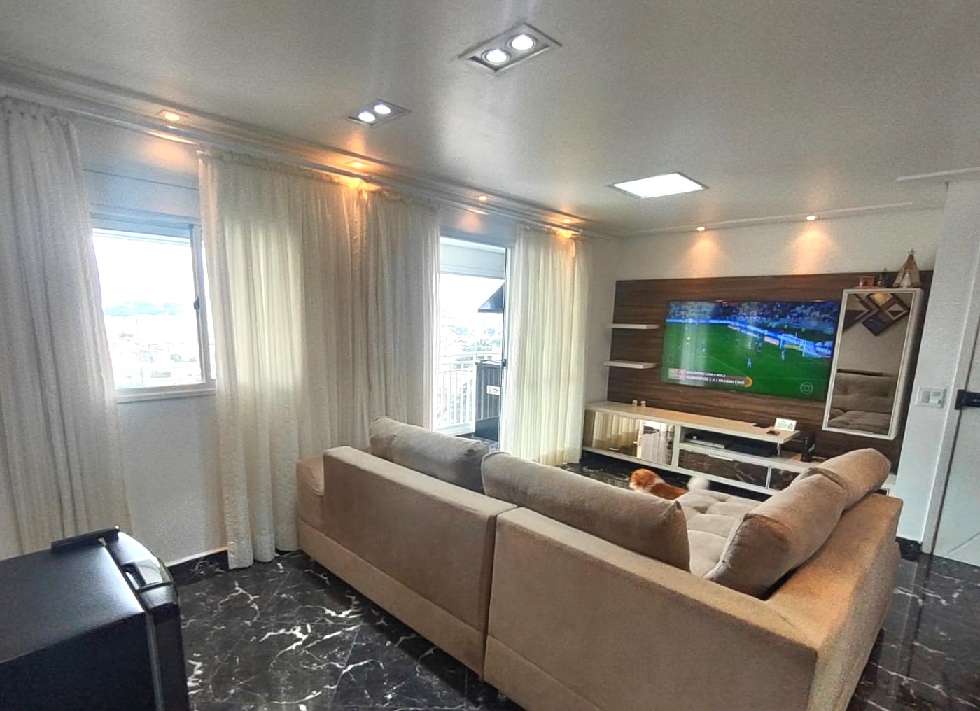 Imagem Apartamento com 2 Quartos à Venda, 77 m²em Jardim Avelino - São Paulo