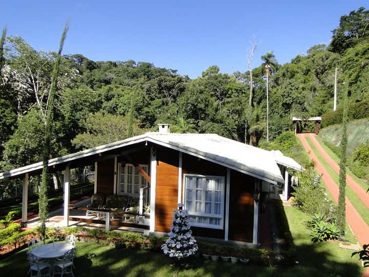 Imagem Casa com 4 Quartos à Venda, 250 m² em Várzea - Teresópolis