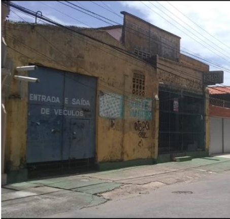 Imóvel Comercial à Venda,  em Parque Araxá - Fortaleza
