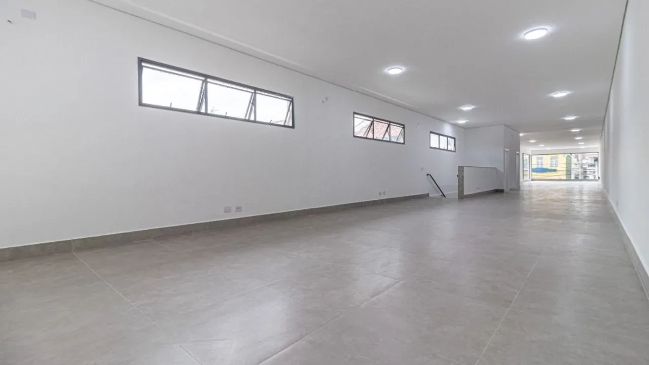 Foto do imóvel: Loja à Venda ou Locação, 550 m² em Vila Mathias - Santos