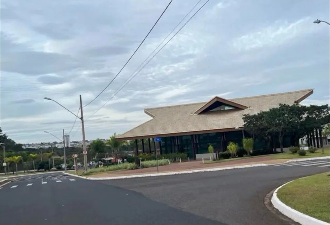 Terreno à Venda, 360 m²em Jardim Botânico - Uberlândia