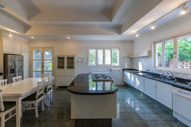 Imagem Casa de Condomínio com 4 Quartos à Venda, 798 m² em Vila de São Fernando - Cotia