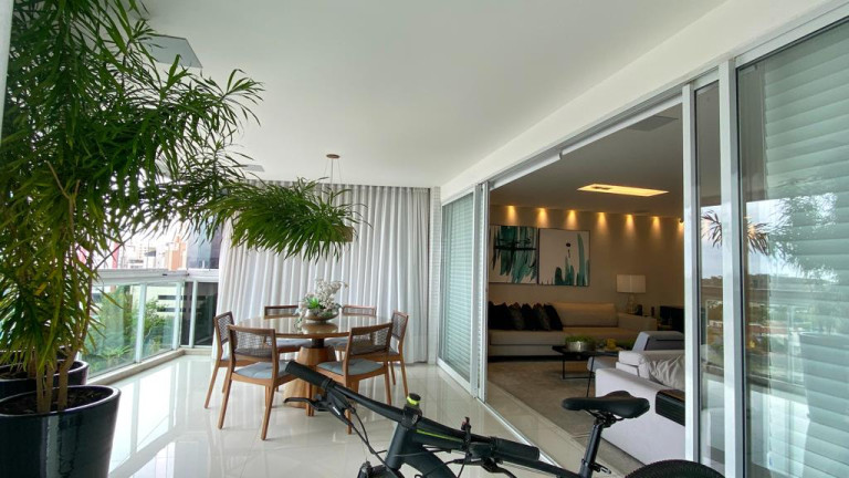 Imagem Apartamento com 3 Quartos à Venda, 193 m² em Barro Vermelho - Vitória