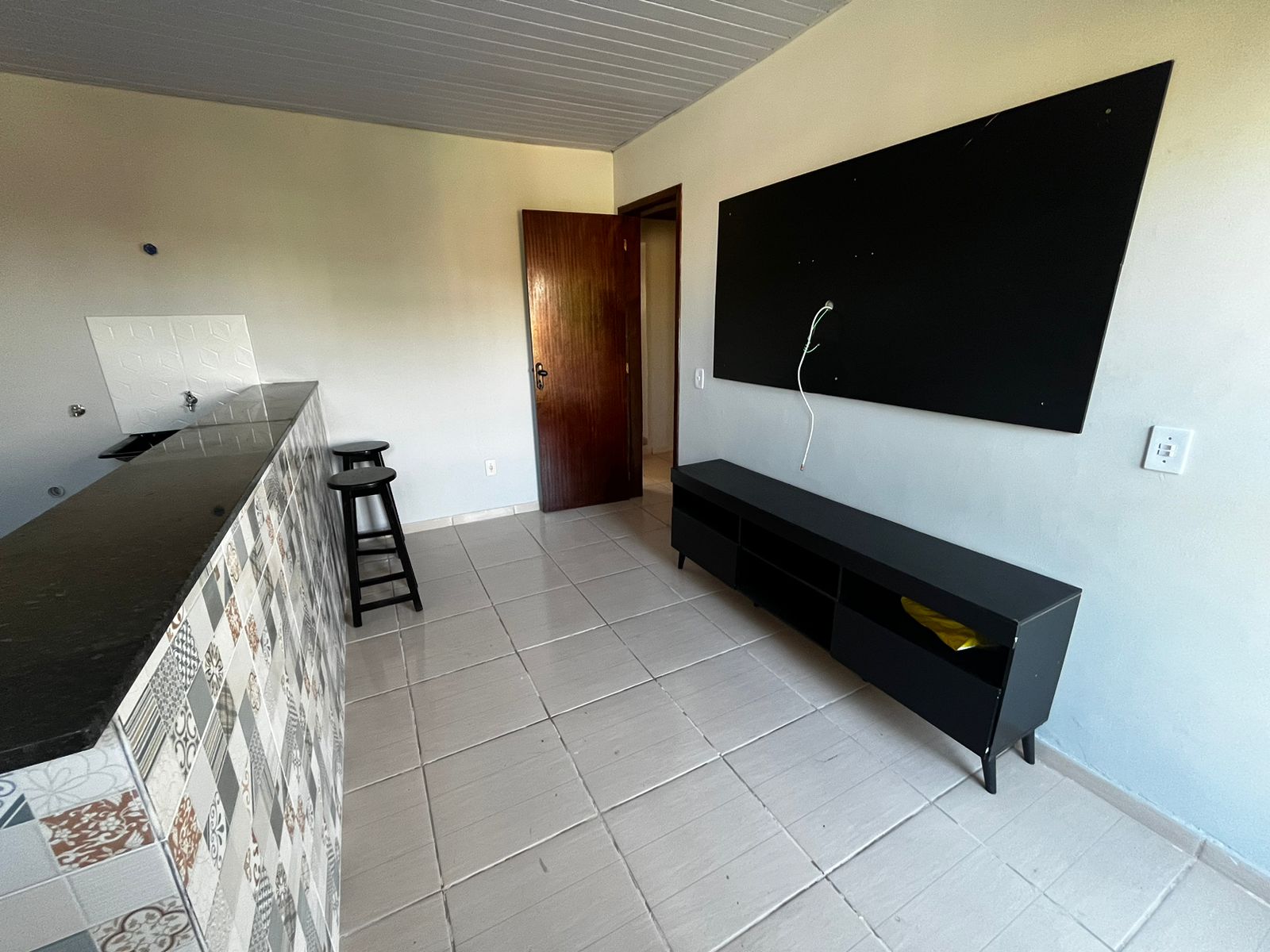 Foto do imóvel: Sobrado com 2 Quartos para Alugar, 70 m² em Sol e Mar - Macaé