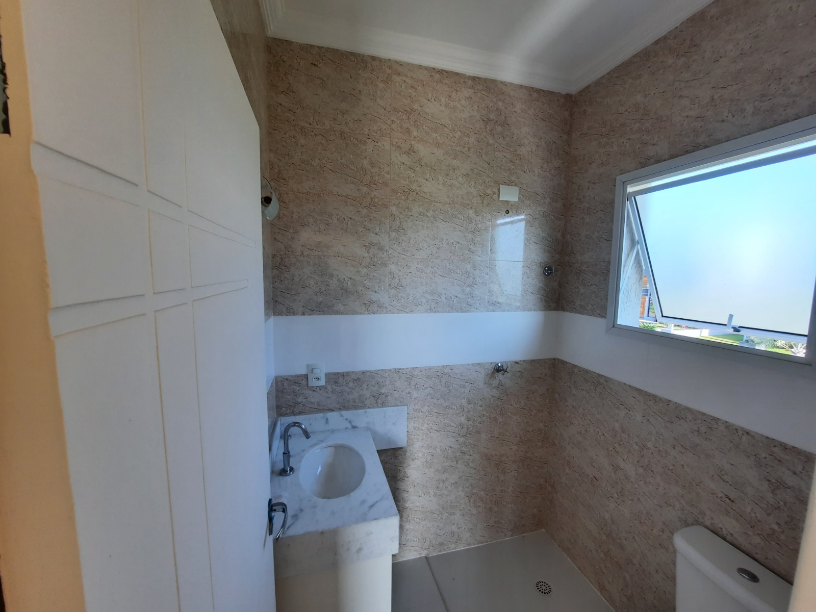 Imagem Sobrado com 4 Quartos à Venda, 250 m²em Bougainville IV - Peruibe