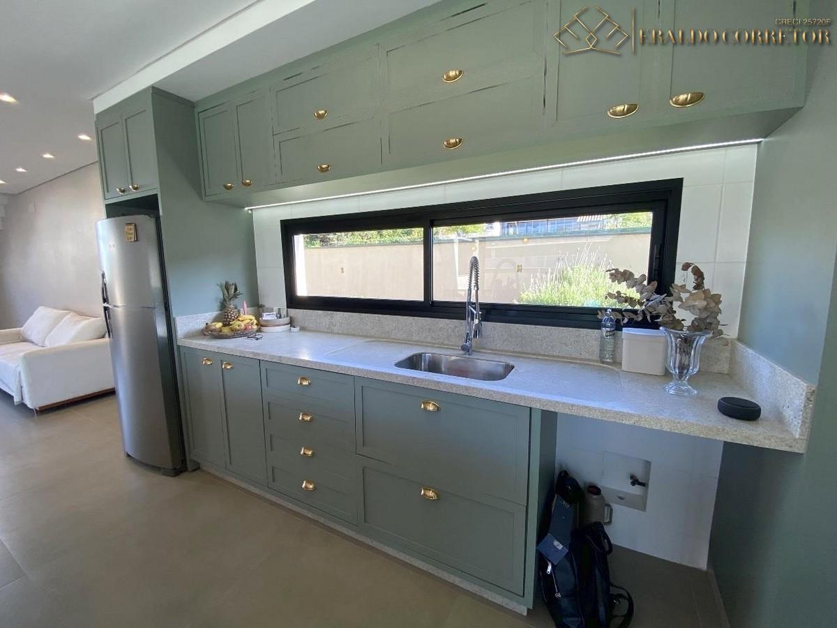 Imagem Casa com 3 Quartos à Venda, 254 m²em Ingleses do Rio Vermelho - Florianópolis