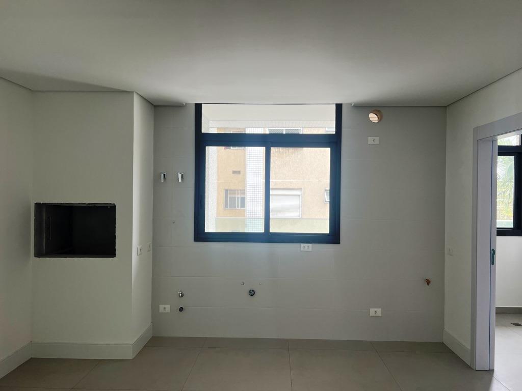 Foto do imóvel: Apartamento com 3 Quartos à Venda, 183 m² em Hugo Lange - Curitiba