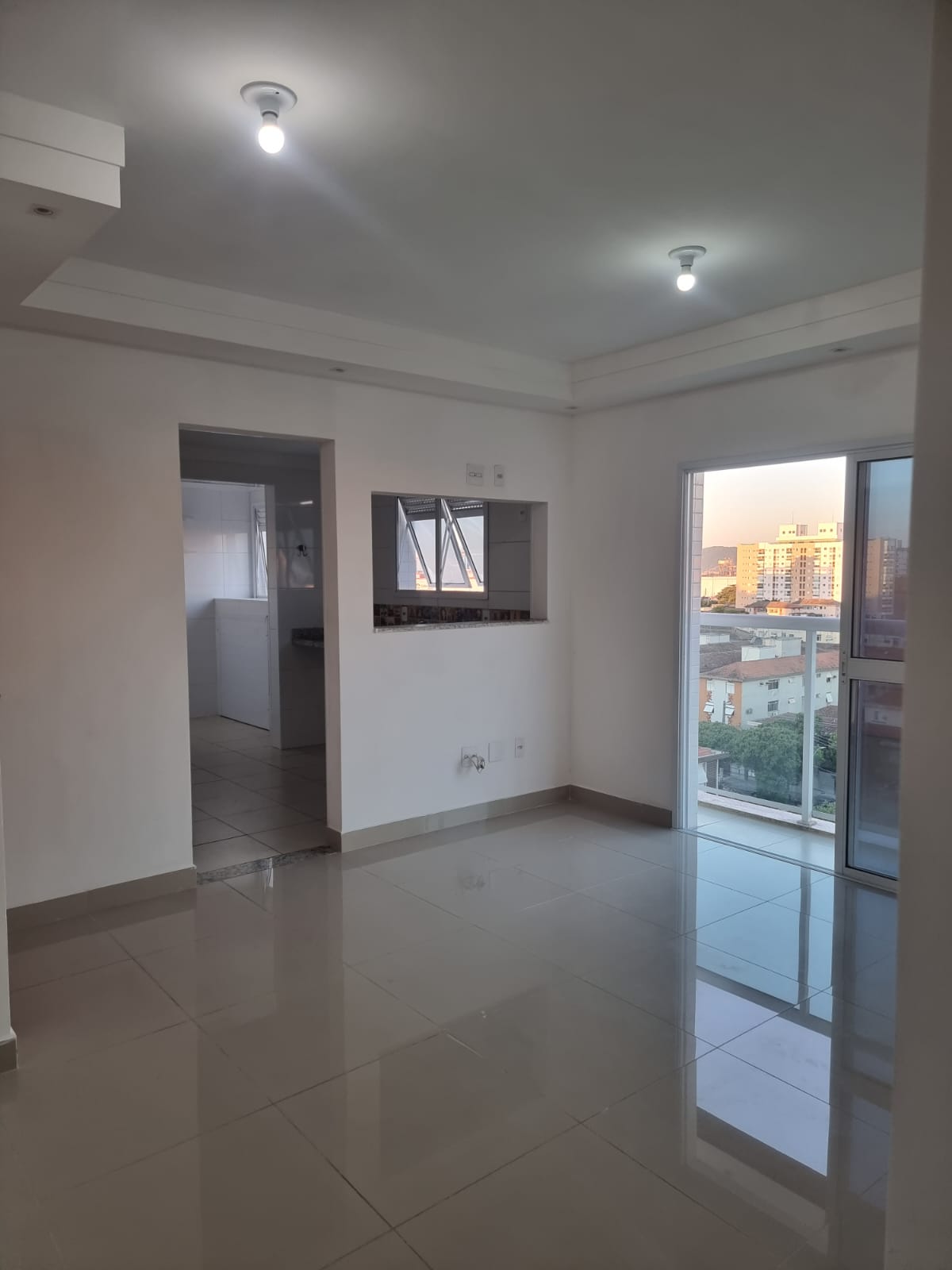 Imagem Apartamento com 2 Quartos à Venda, 54 m²em Aparecida - Santos