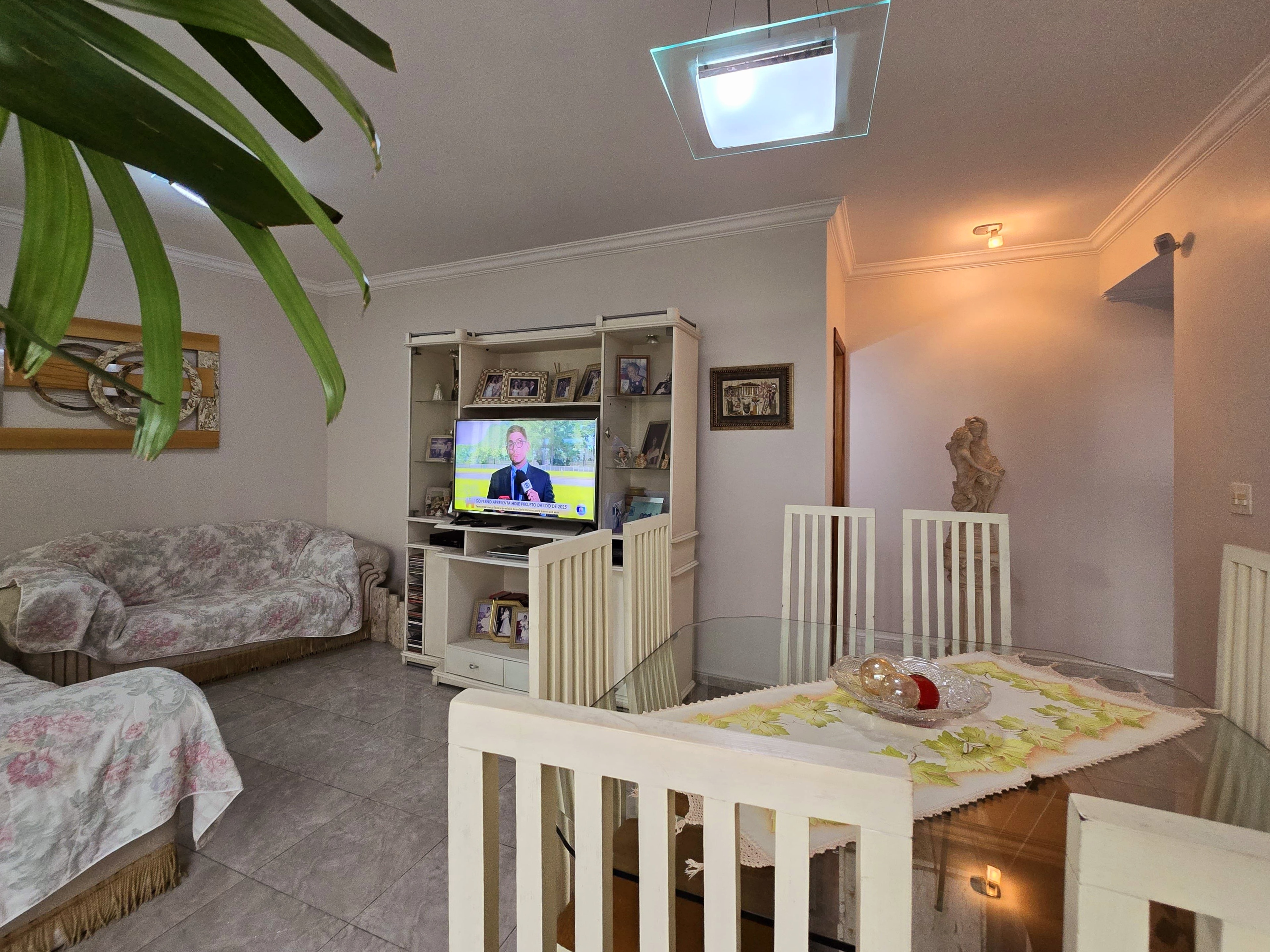 Foto do imóvel: Sobrado com 3 Quartos à Venda, 120 m²em Embaré - Santos