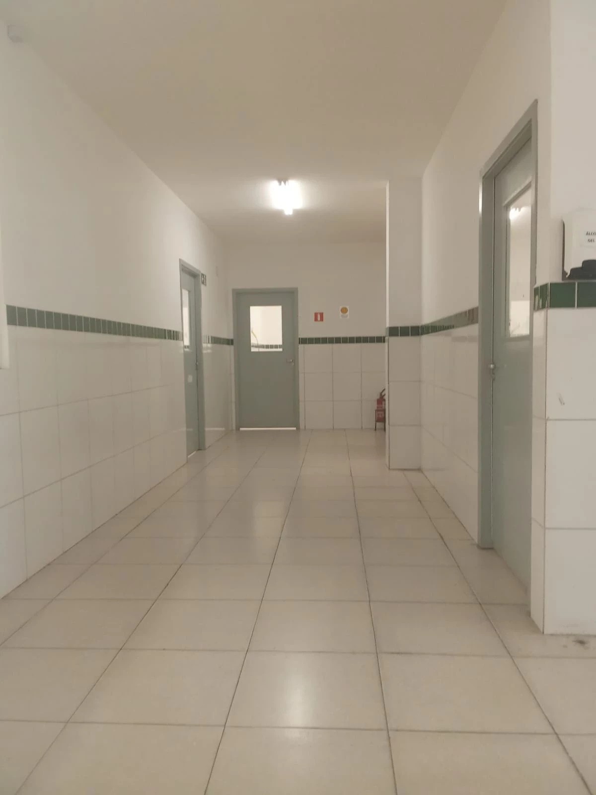 Imagem Imóvel Comercial para Alugar, 2.400 m² em Centro - Canoas