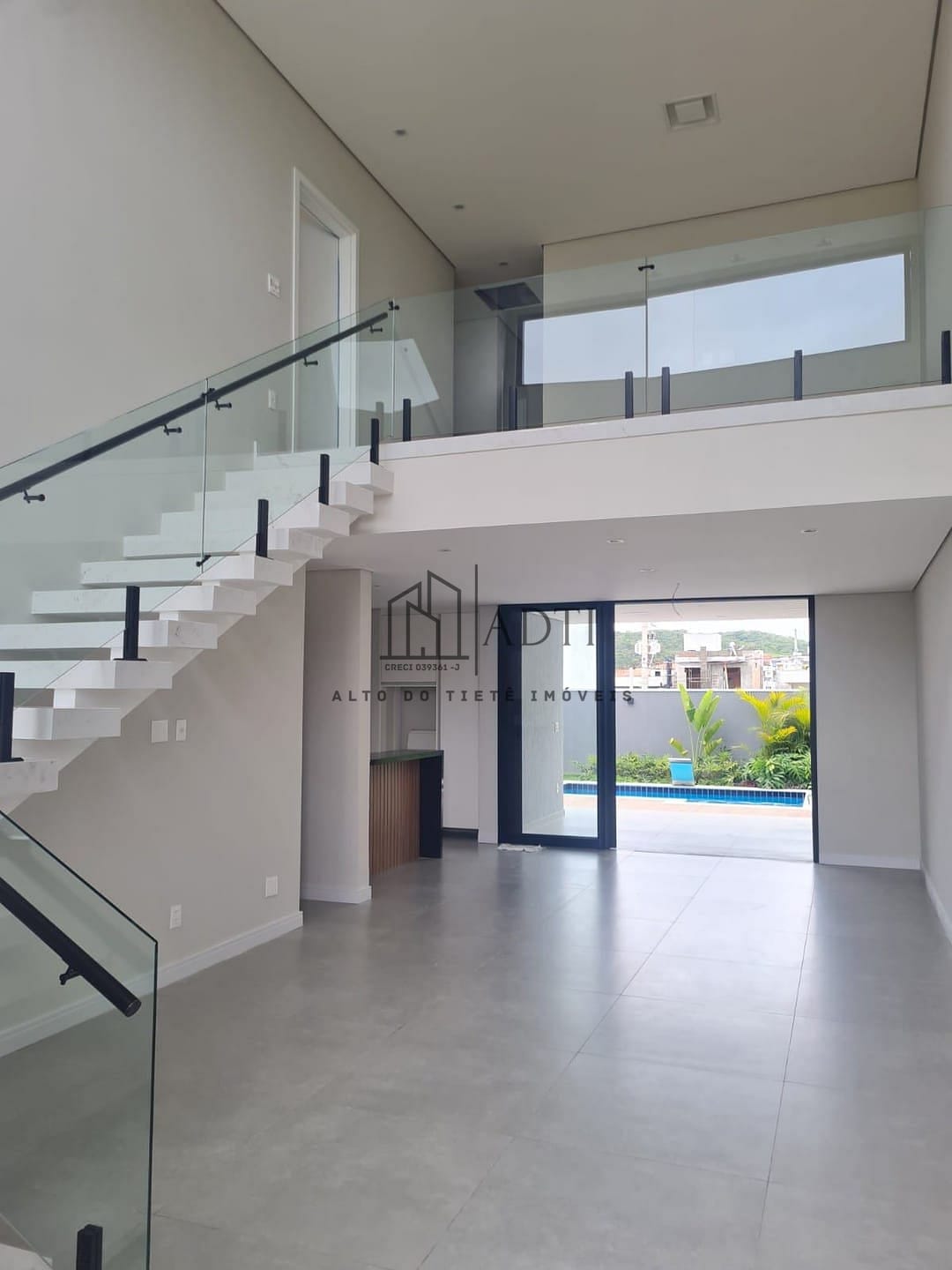 Imagem Casa de Condomínio com 3 Quartos à Venda, 205 m² em Cézar de Souza - Mogi das Cruzes