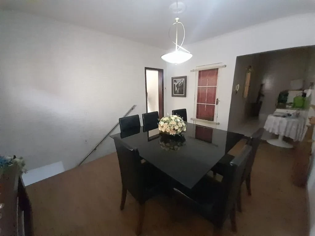 Imagem Casa com 5 Quartos à Venda, 303 m² em Planalto - Belo Horizonte