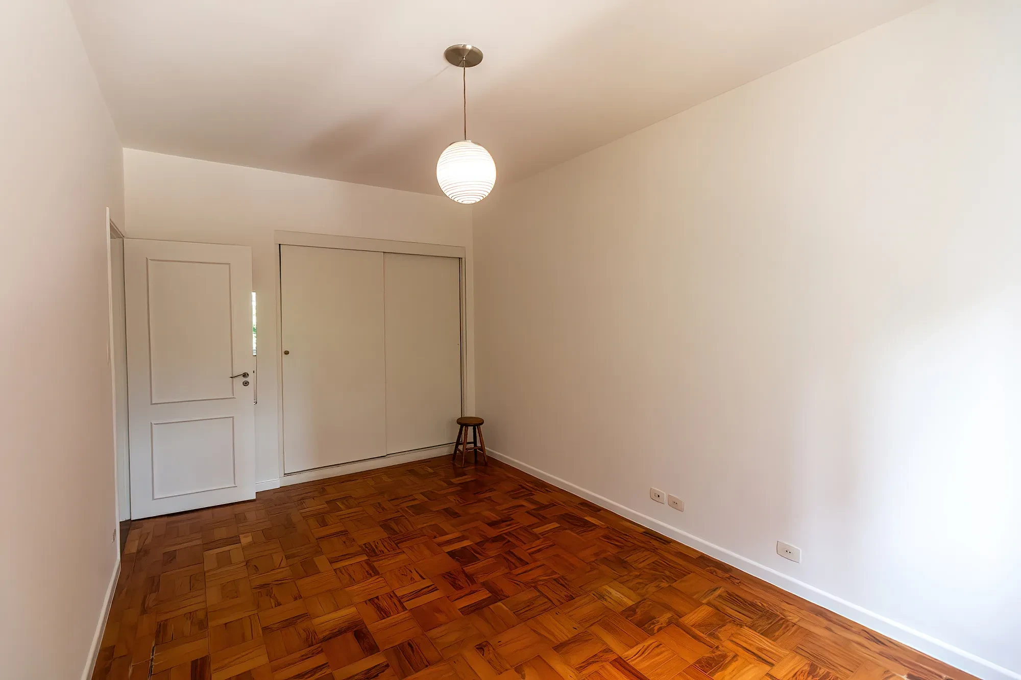 Imagem Apartamento com 2 Quartos para Alugar, 120 m² em Itaim Bibi - São Paulo