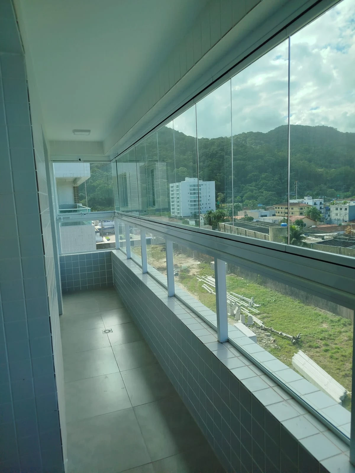 Imagem Apartamento com 2 Quartos à Venda, 71 m² em Vila São Paulo - Mongaguá