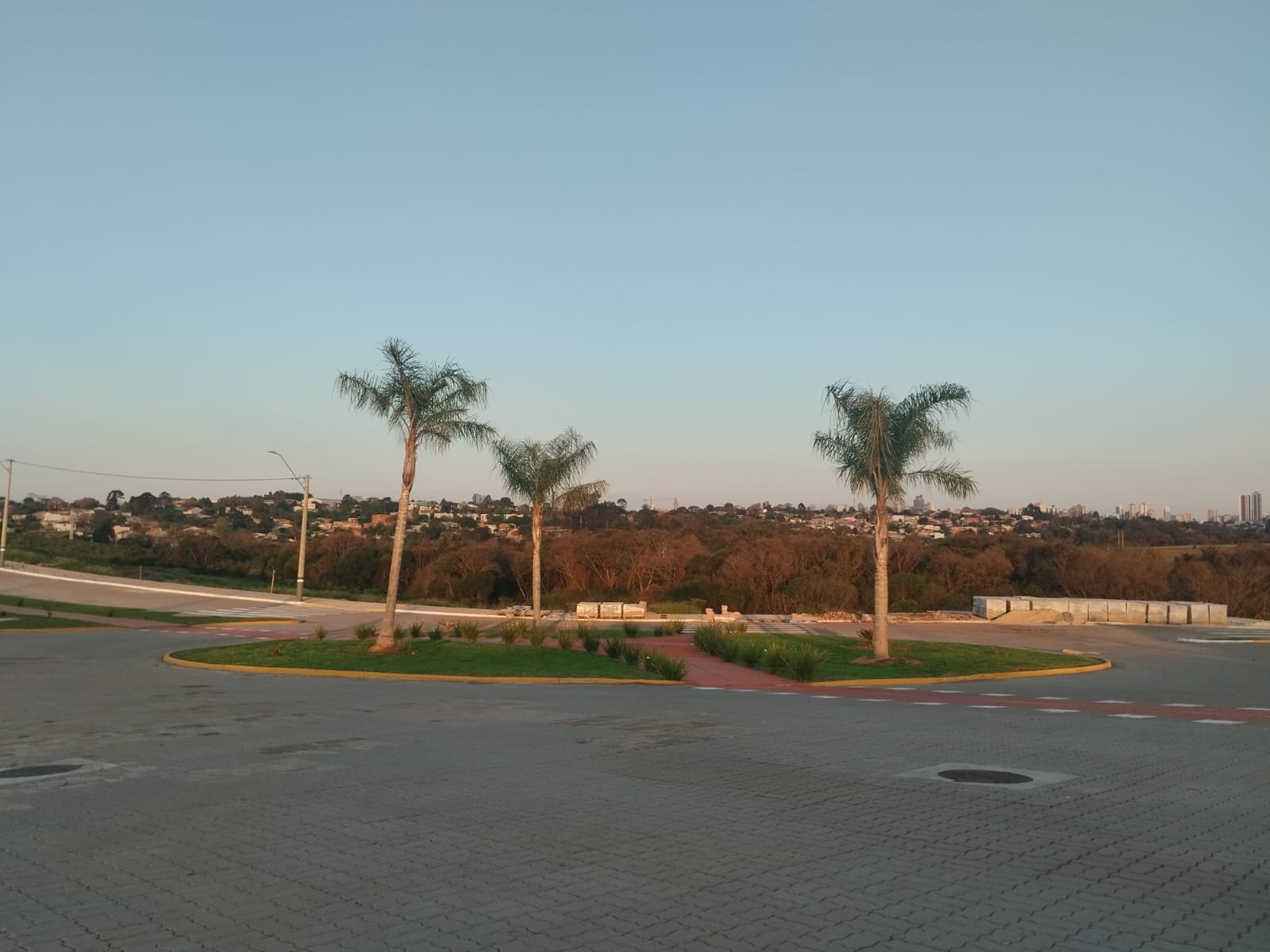 Imagem Terreno à Venda, 300 m² em Valinhos - Passo Fundo