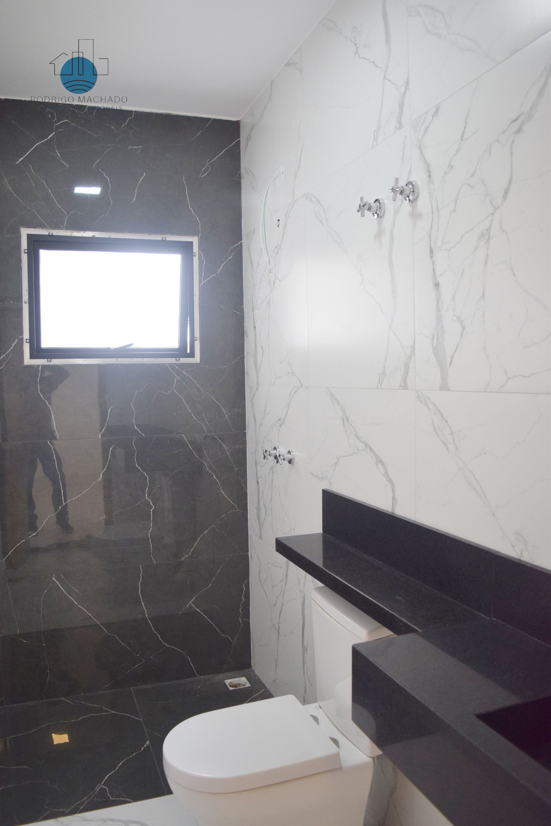 Imagem Sobrado com 4 Quartos à Venda, 252 m² em Condomínio Residencial Shamballa II - Atibaia