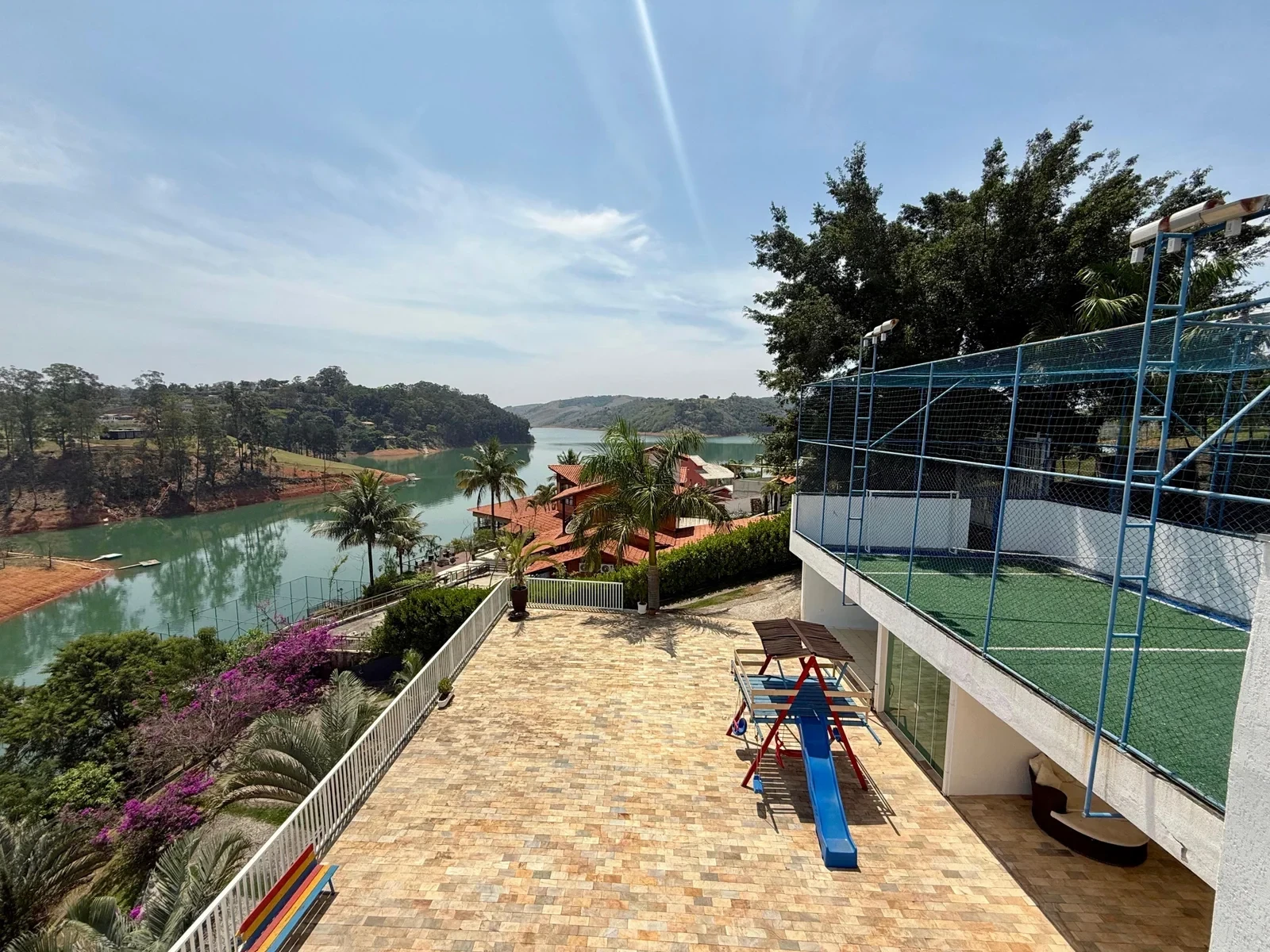 Casa com 5 Quartos à Venda, 350 m² em Santa Isabel - Santa Isabel