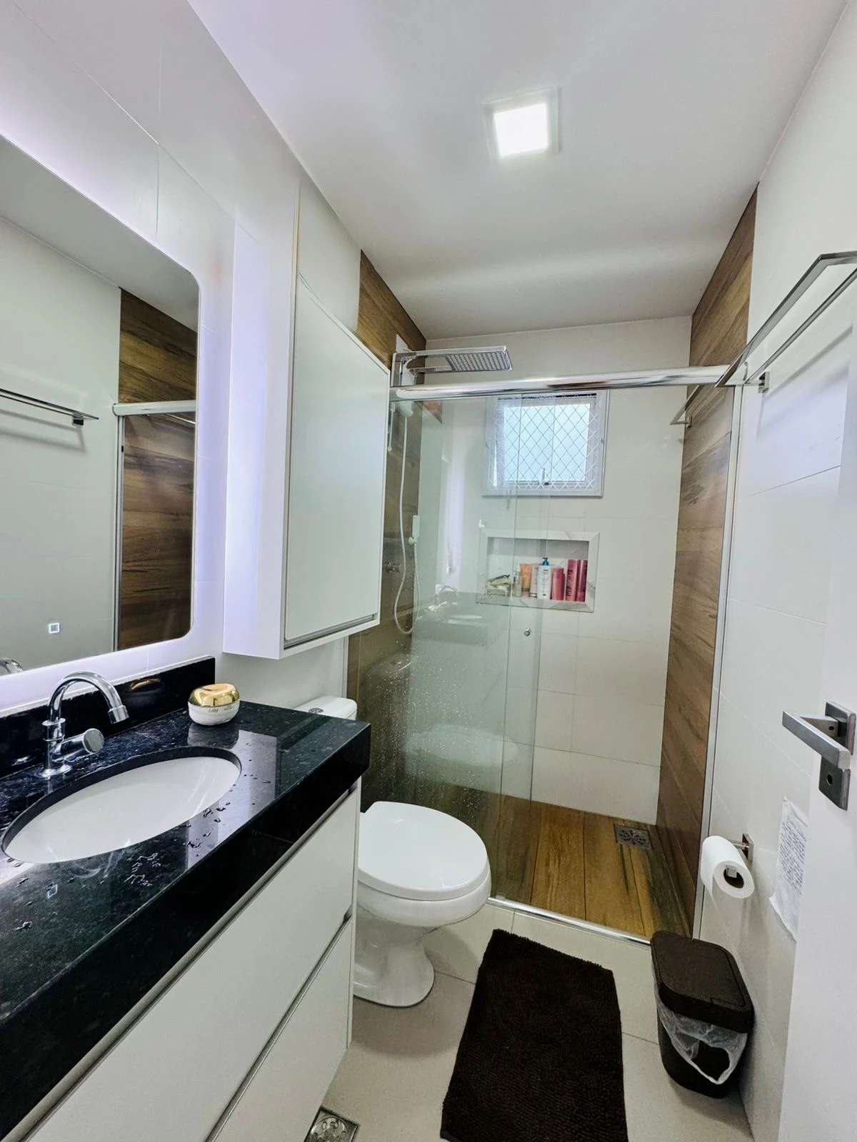 Foto do imóvel: Apartamento com 3 Quartos à Venda ou Locação, 101 m² em Sumaré - Caraguatatuba