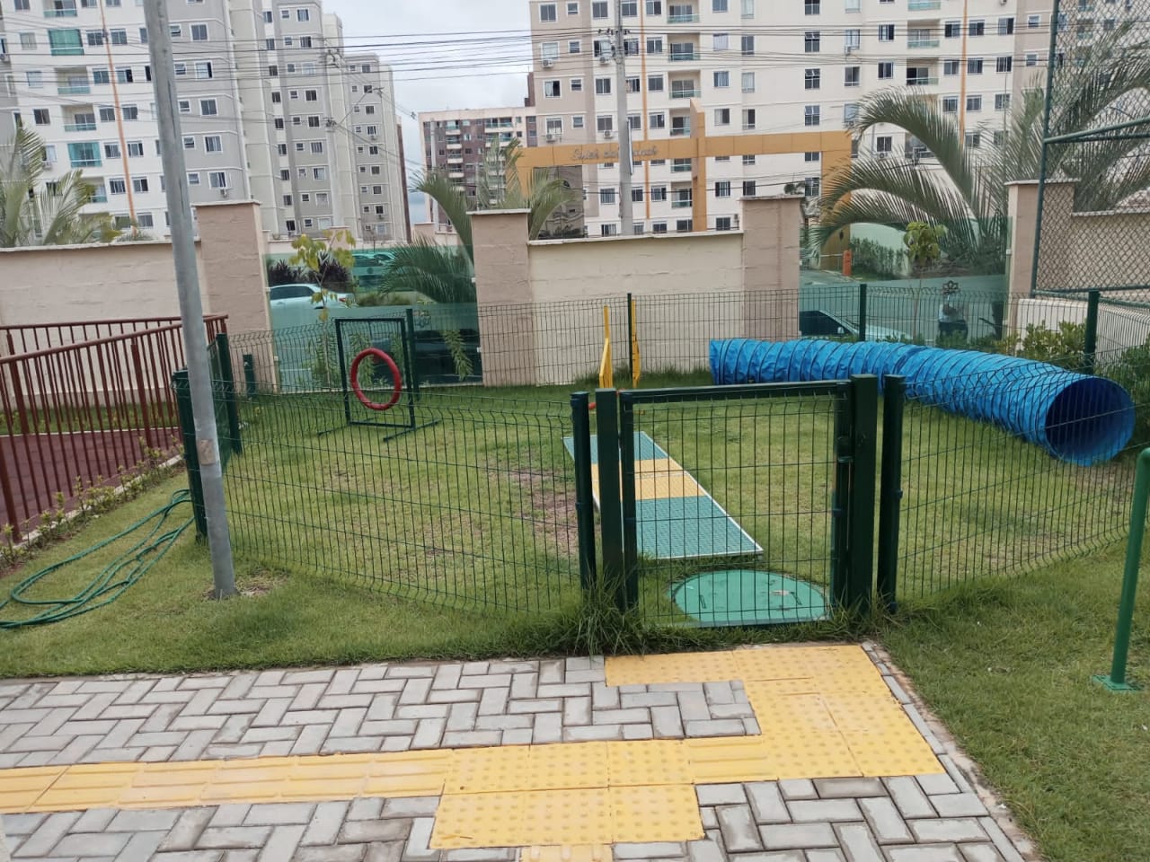 Imagem Apartamento com 2 Quartos para Alugar, 54 m² em Centro - Lauro de Freitas