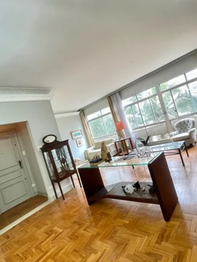 Imagem Apartamento com 4 Quartos à Venda, 18 m²em Aclimação - São Paulo