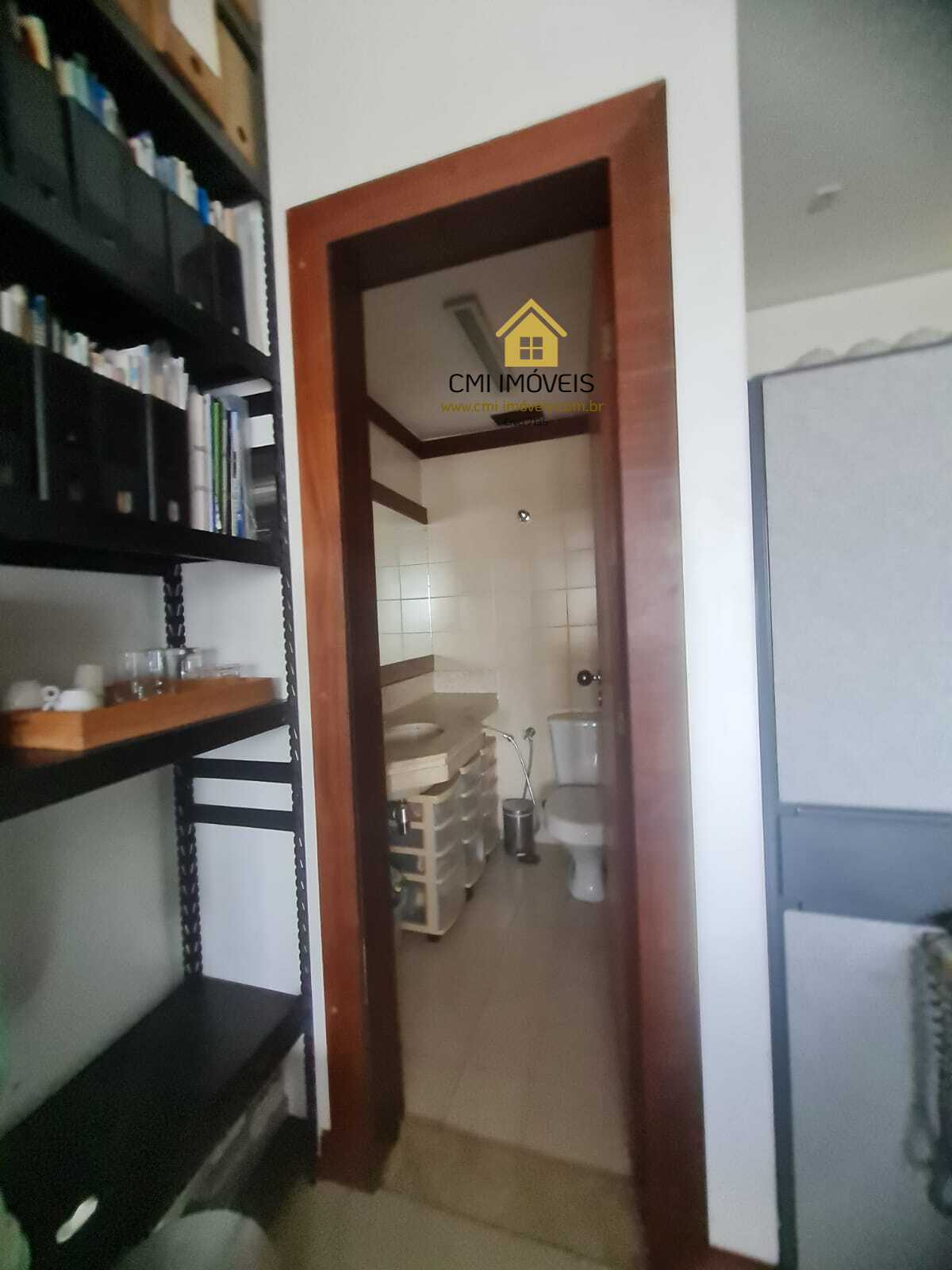 Foto do imóvel: Sala Comercial para Alugar, 32 m²em Brotas - Salvador