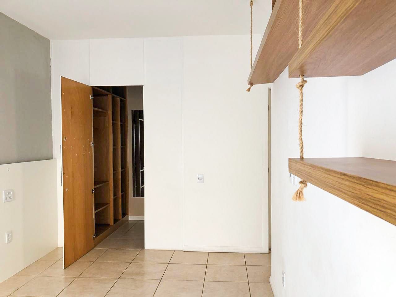 Imagem Apartamento com 3 Quartos à Venda, 140 m²em Itacoatiara - Niterói