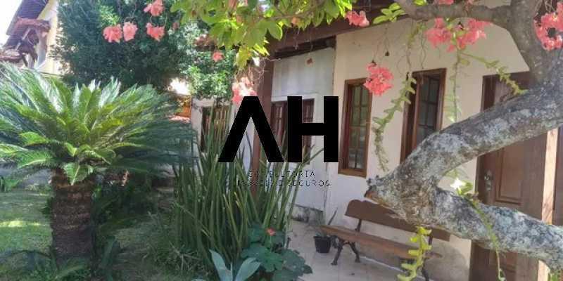 Imagem Casa com 5 Quartos para Alugar, 400 m²em Itaipu - Niterói