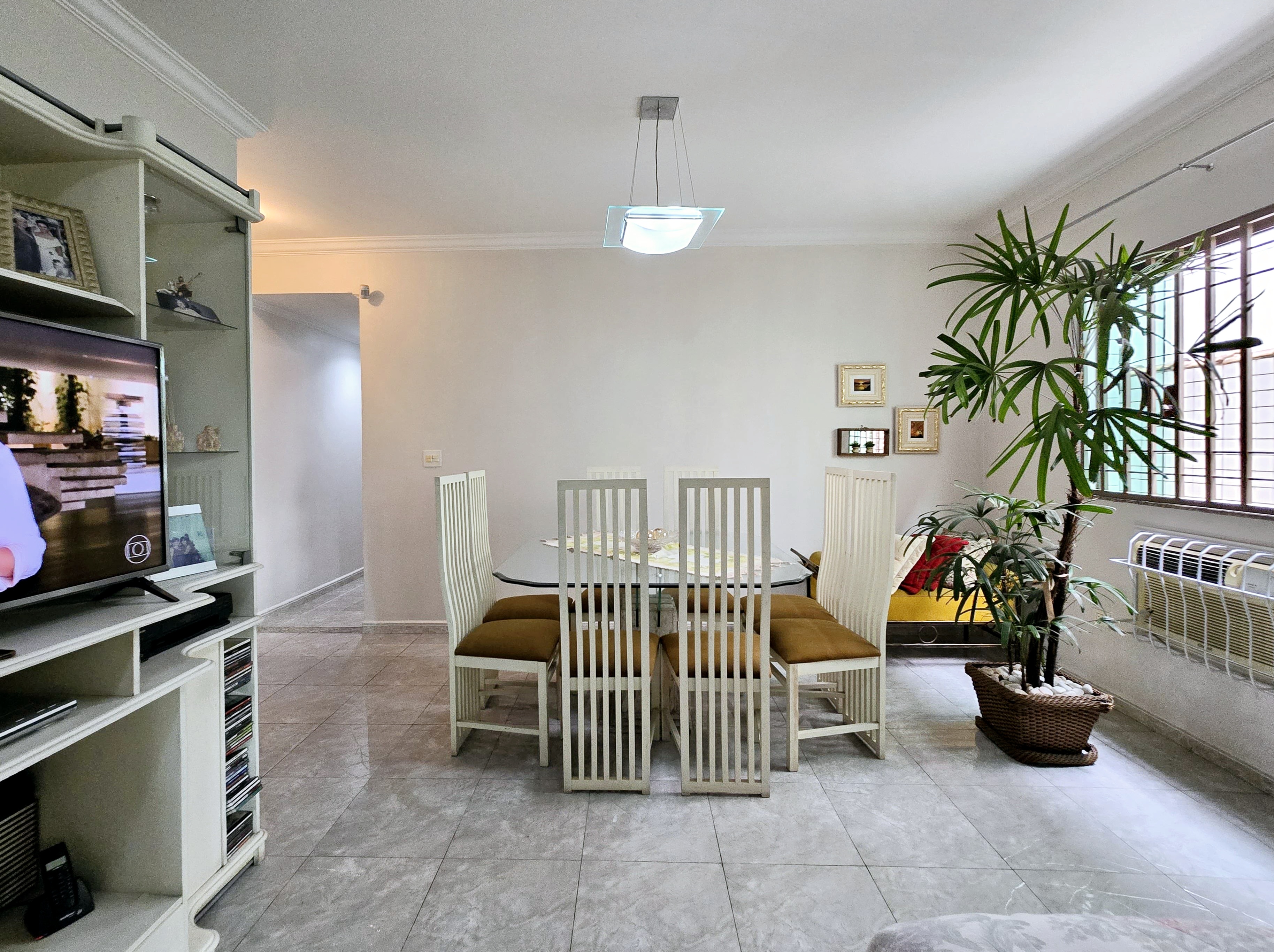 Sobrado com 3 Quartos à Venda, 120 m²em Embaré - Santos