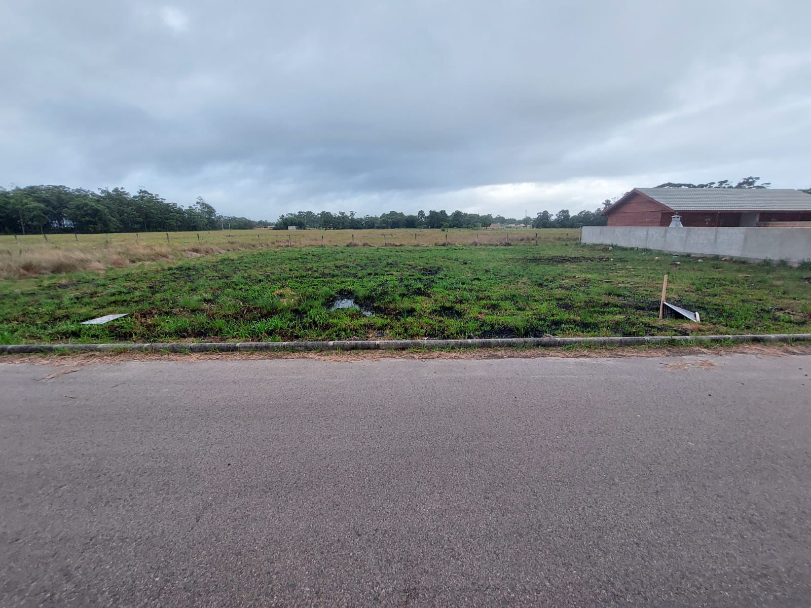 Terreno à Venda, 375 m²em Balneario Figueirinha - Arroio do Sal