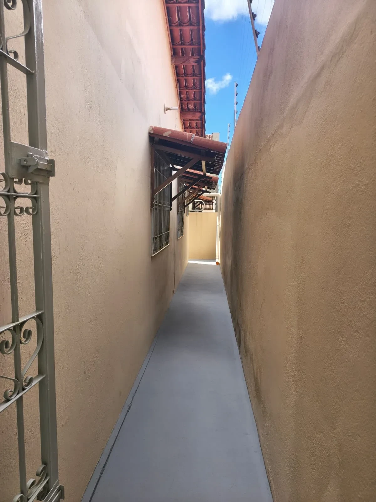 Imagem Casa com 3 Quartos à Venda ou Locação, 130 m² em Nova Parnamirim - Parnamirim