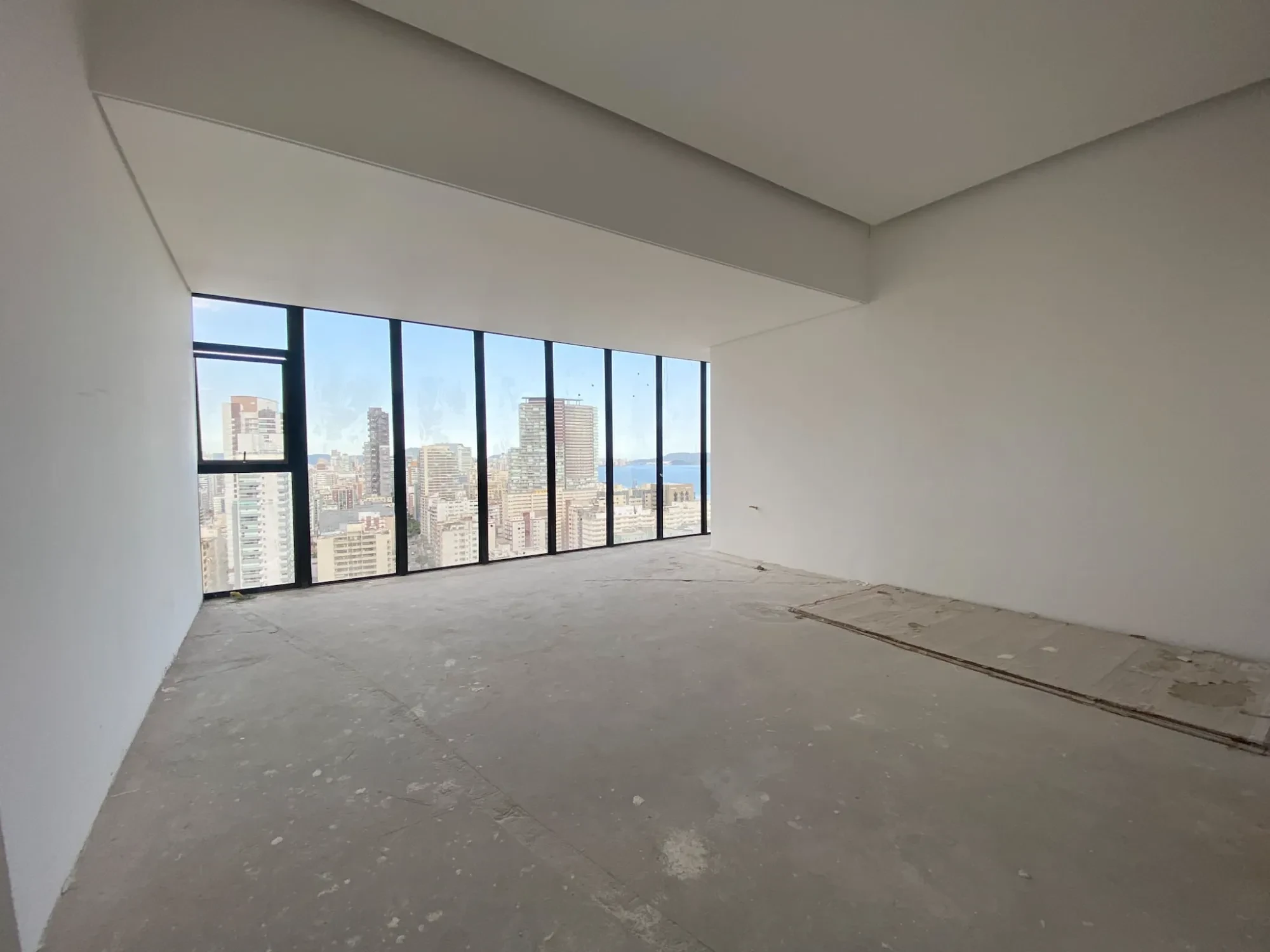 Imagem Cobertura com 4 Quartos à Venda, 320 m² em José Menino - Santos