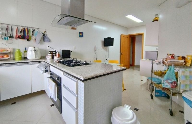 Imagem Apartamento com 4 Quartos à Venda, 217 m² em Vila Bastos - Santo André