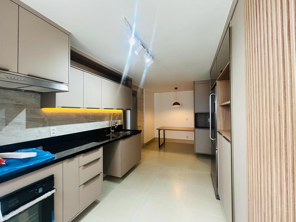 Foto do imóvel: Apartamento com 3 Quartos à Venda, 177 m²em Cambuí - Campinas