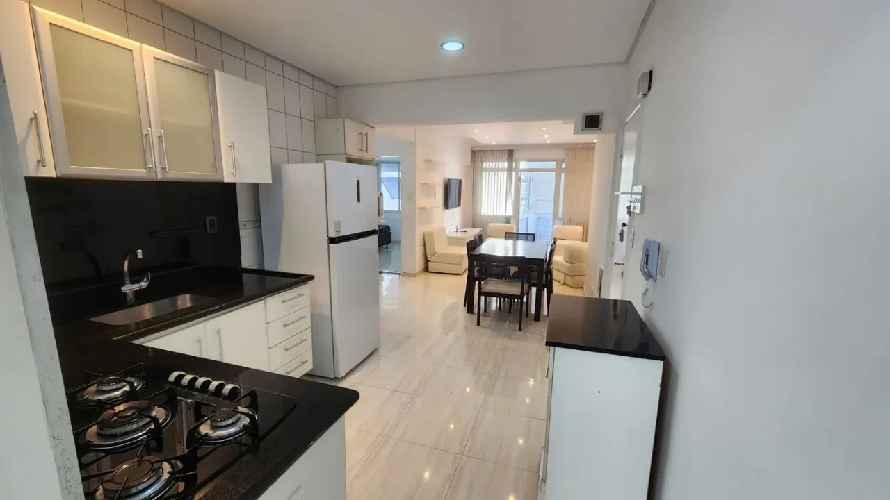 Imagem Apartamento com 2 Quartos à Venda, 84 m² em Gonzaga - Santos
