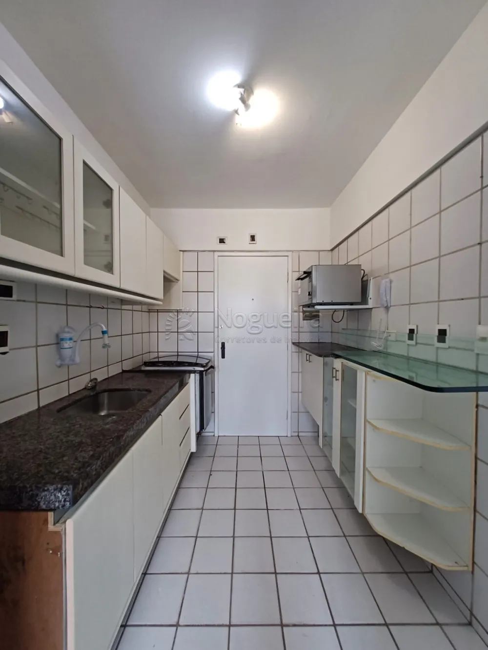 Imagem Apartamento com 2 Quartos para Alugar, 65 m²em Boa Viagem - Recife