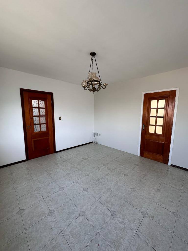 Imagem Casa com 3 Quartos para Alugar, 130 m²em Jardim Bonfiglioli - Jundiaí