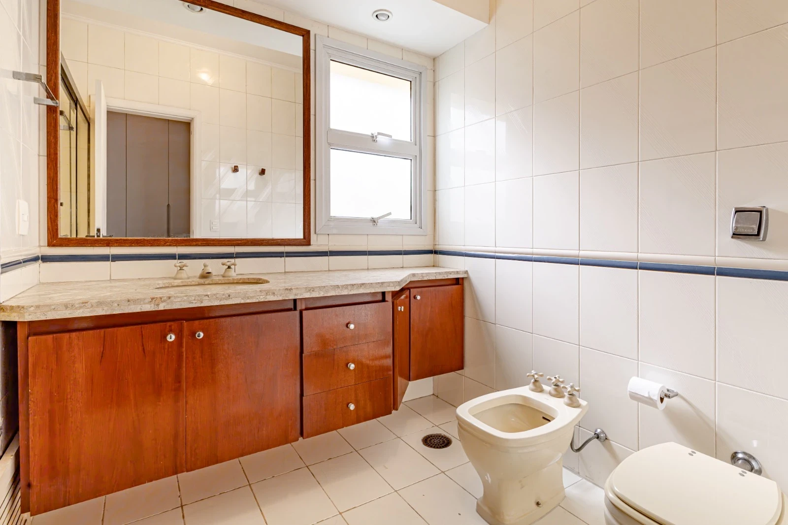 Imagem Casa de Condomínio com 4 Quartos à Venda, 754 m² em Jardim Leonor - São Paulo