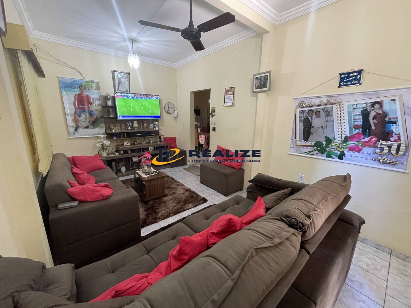 Imagem Casa com 4 Quartos à Venda, 250 m²em Parque Jóquei Club - Campos dos Goytacazes