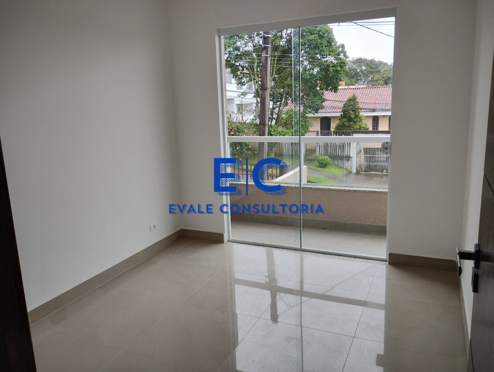 Imagem Sobrado com 3 Quartos à Venda, 93 m²em Bairro Alto - Curitiba