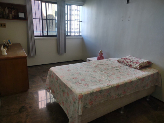 Imagem Apartamento com 3 Quartos à Venda, 122 m²em Meireles - Fortaleza