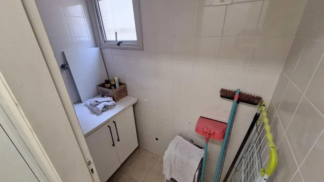Imagem Apartamento com 2 Quartos à Venda, 70 m² em Enseada - Guarujá