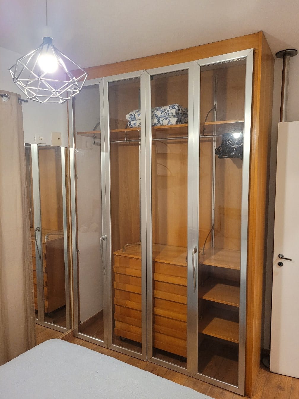 Imagem Apartamento com 1 Quarto à Venda, Locação ou Temporada, 42 m²em Consolação - São Paulo
