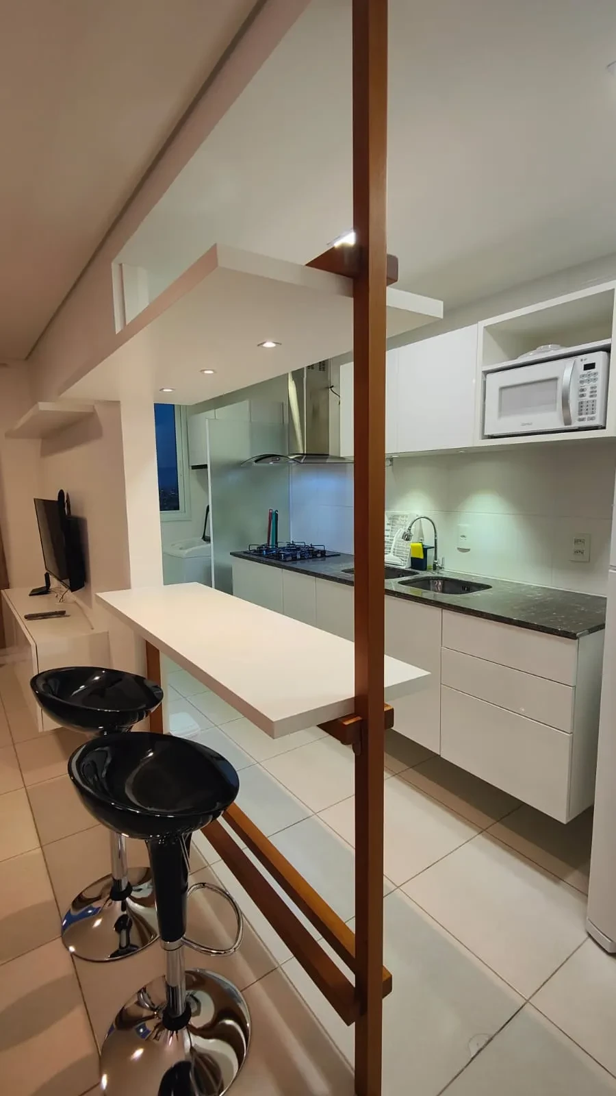 Imagem Apartamento com 1 Quarto à Venda, 42 metros em Torres - Torres
